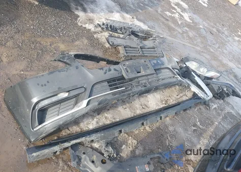 2017 Lincoln Continental Livery z USA, uszkodzony, nr VIN 1LN6L9HKXH5601583